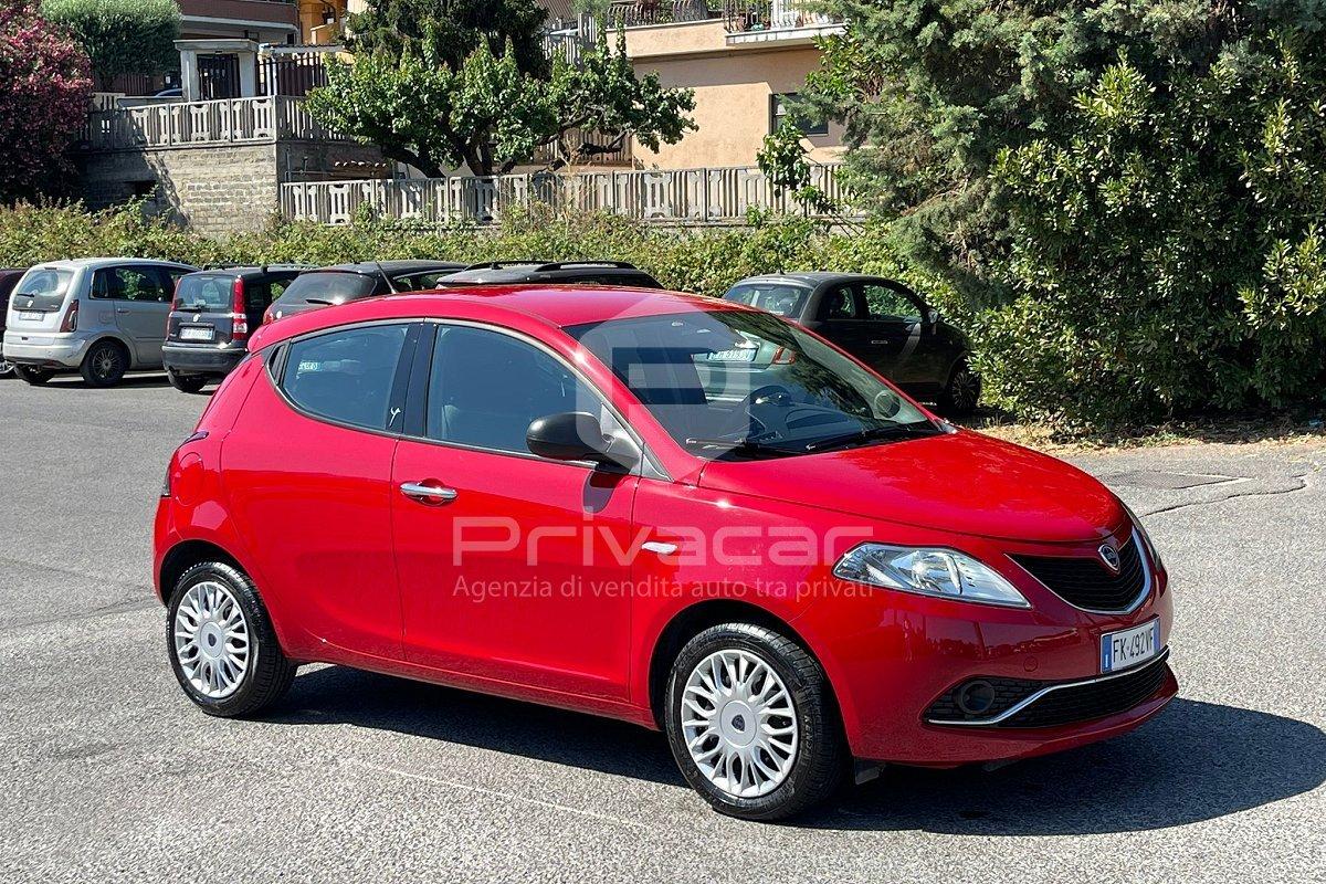 LANCIA Ypsilon 1.2 69 CV 5 porte Silver