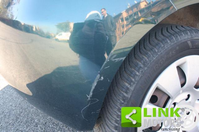 TOYOTA Yaris 1.0 3 porte Sol