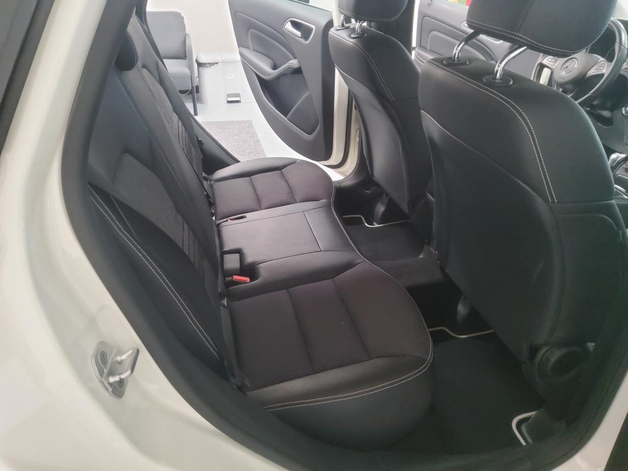 Mercedes-benz B 180 Premium