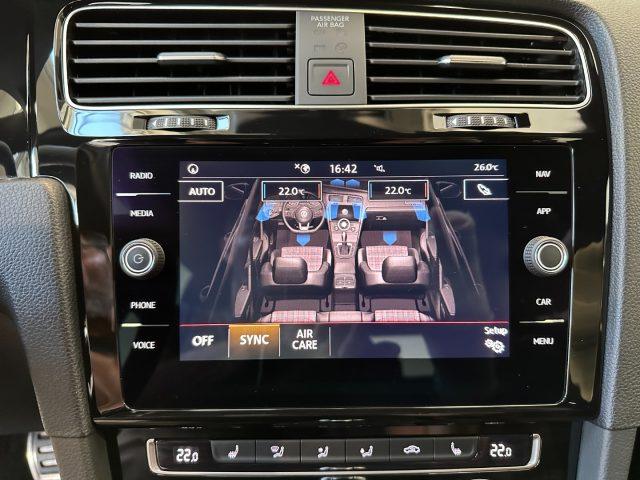 VOLKSWAGEN Golf GTI Performance 2.0 245 CV TSI DSG - 19" - LED