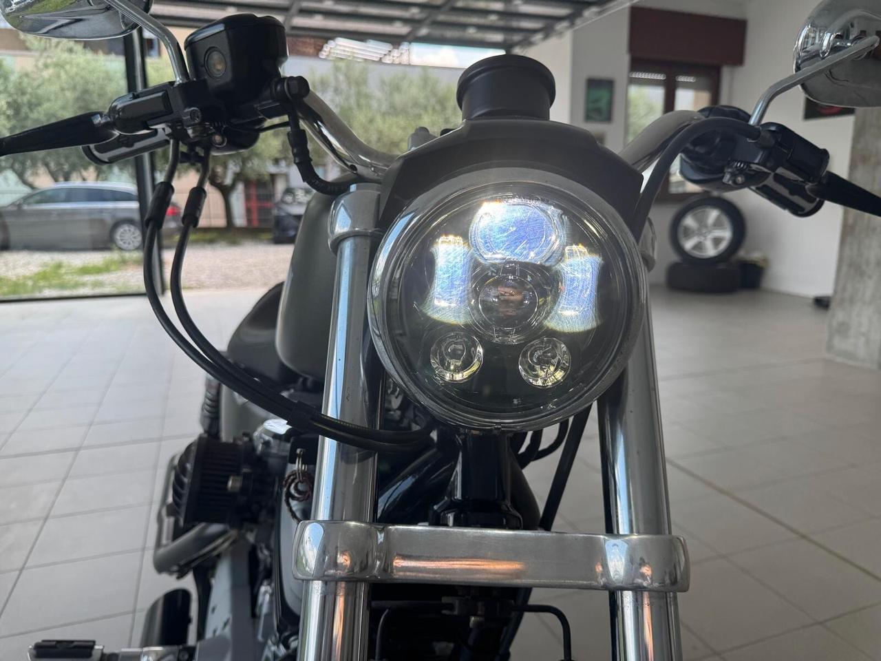 Harley-davidson 1200 Sportster HARLEY-DAVIDSON SPORTSTER 1200 XL R