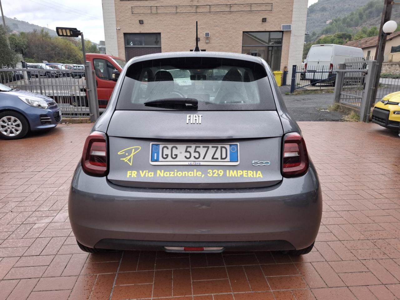 Fiat 500 500e 3+1 42 kWh Passion