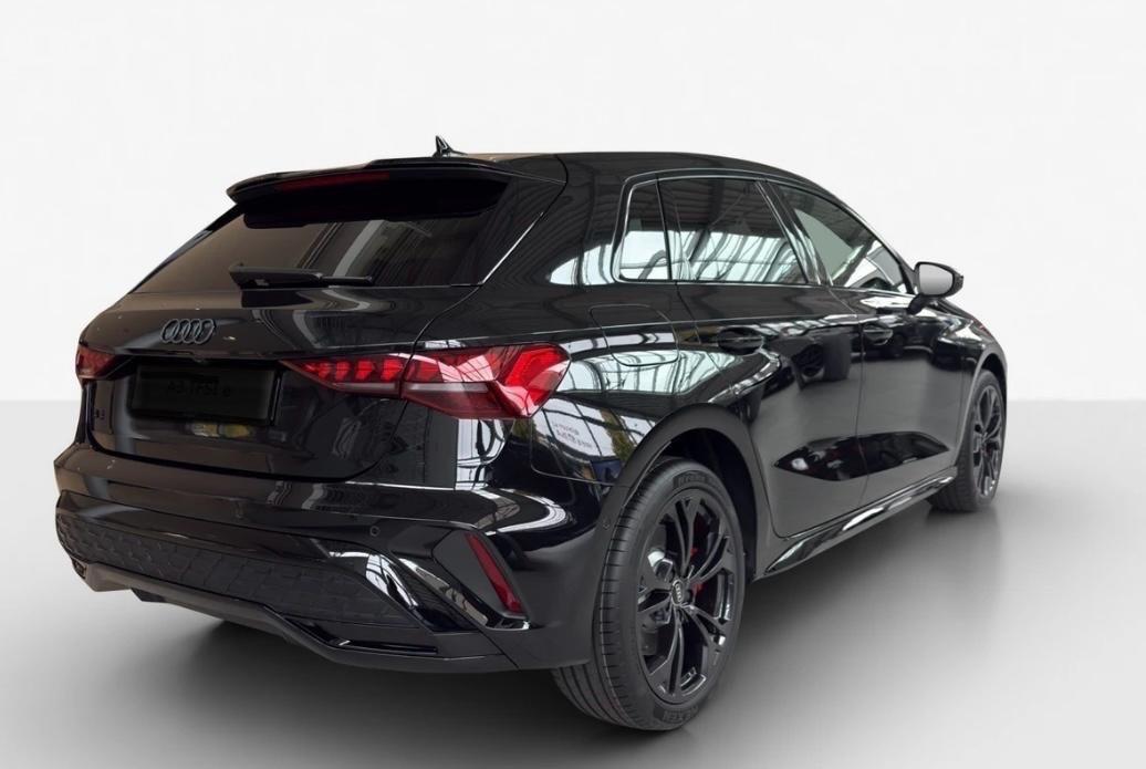 Audi A3 SPB 45 TFSI e S tronic S-line - 277CV