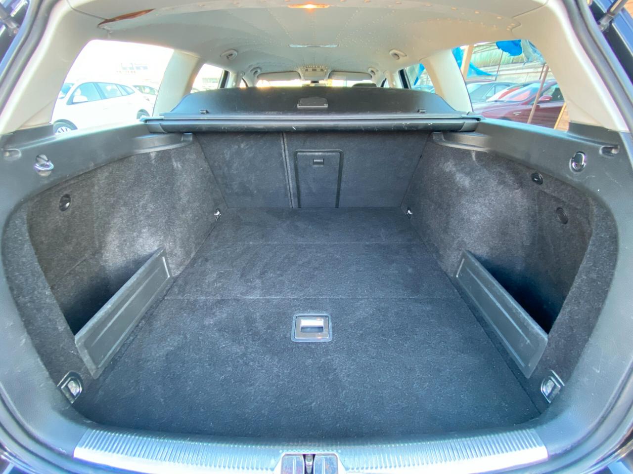 VOLKSWAGEN Passat SW 2.0 TDI UNIPRO'