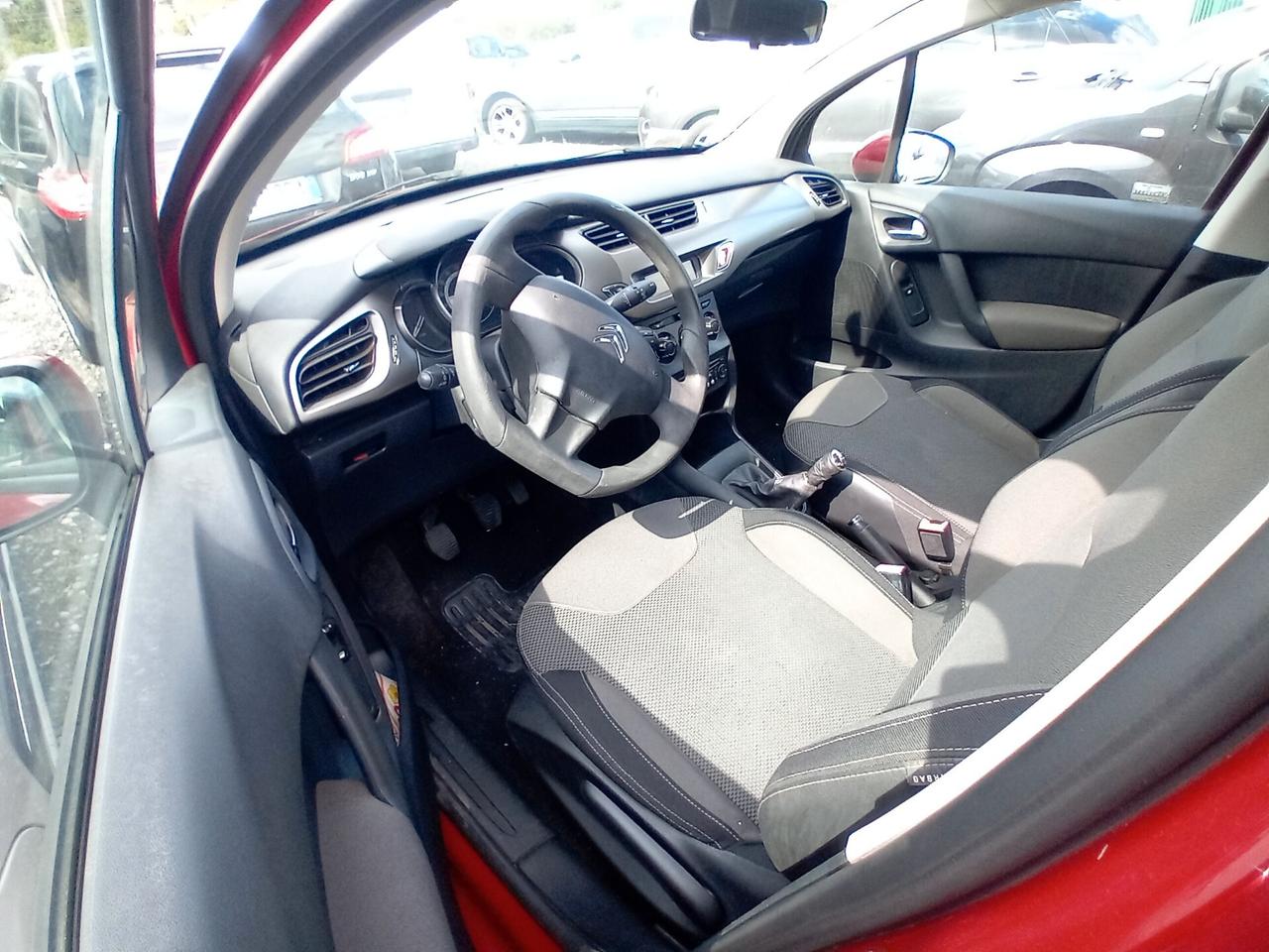 Citroen C3 1.0 VTi neopatentati finanzio