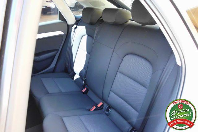 AUDI Q3 2.0 TDI 120 CV S tronic Sport