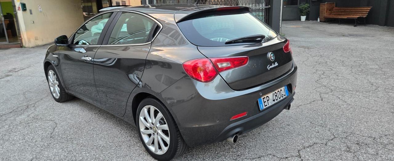 Alfa Romeo Giulietta 2.0 JTDm-2 140 CV Exclusive