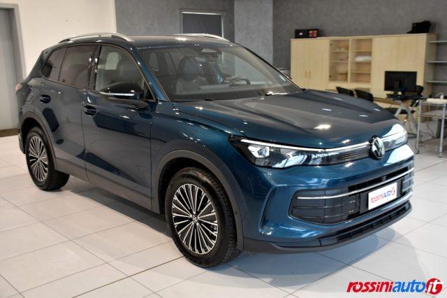 VOLKSWAGEN Tiguan 2.0 TDI 150 CV DSG EDITION PLUS + R18 + GANCIO TRA