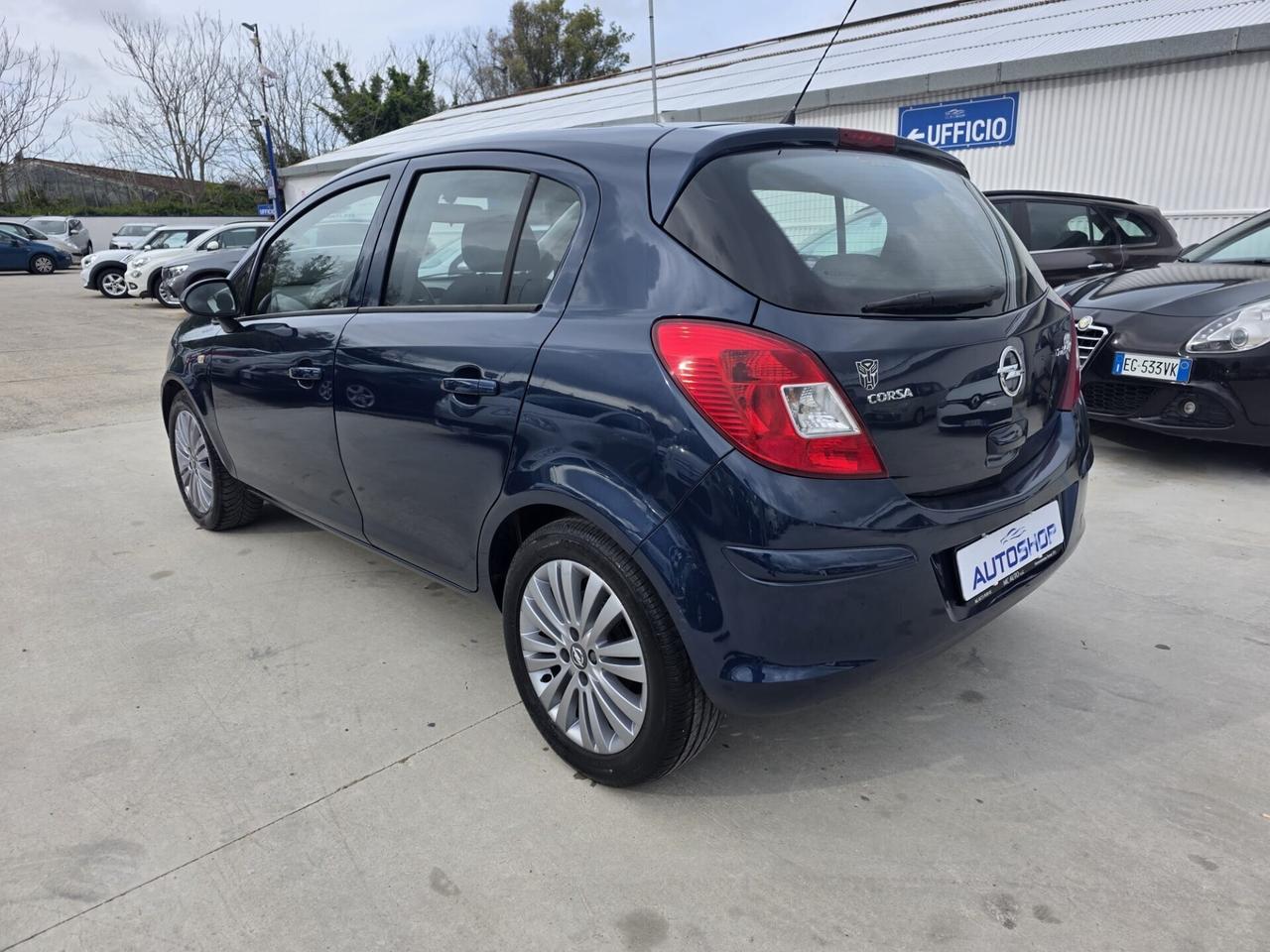 Opel Corsa 1.2 85CV 5 porte GPL-TECH Edition