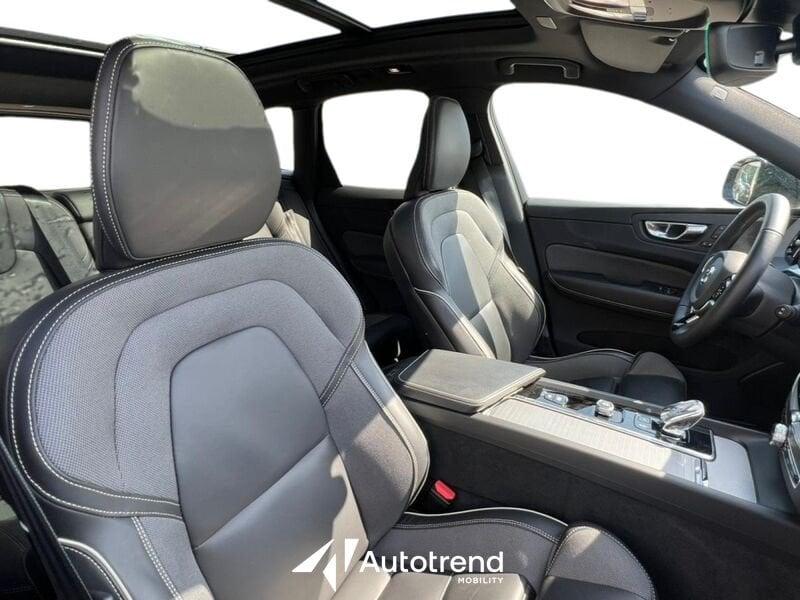 Volvo XC60 Recharge T6 253+145 CV Plug-in hybrid AWD Automatico Ultra Black Edition