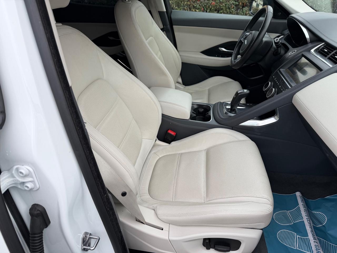 Jaguar E-Pace 2.0D 180 CV AWD S