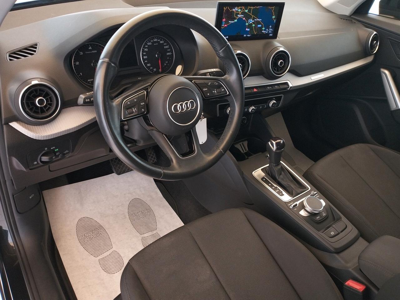 Audi Q2 35 TDI quattro S tronic Business
