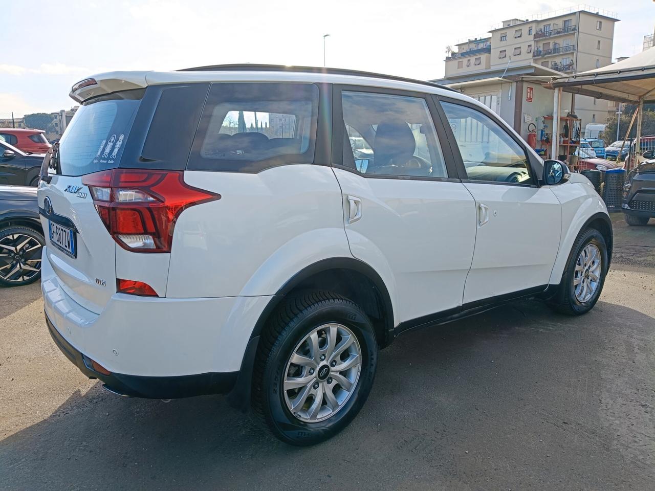 Mahindra XUV500 2.2 diesel - 7 Posti
