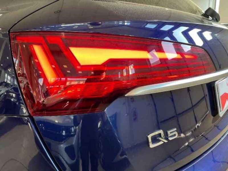 Audi Q5 II 2020 40 2.0 tdi mhev 12V S line quattro s-tronic