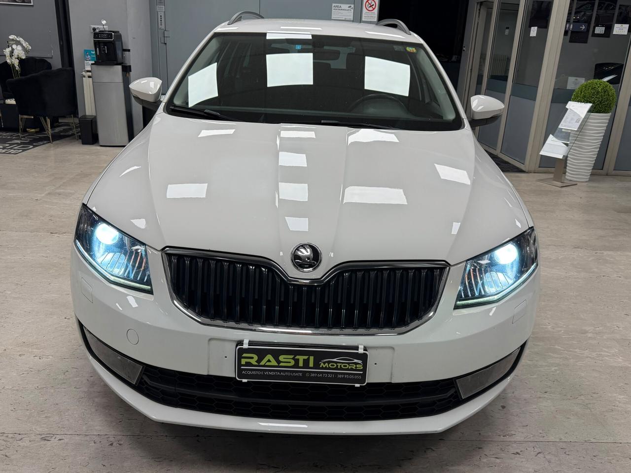 Skoda Octavia 1.6 TDI CR 110 CV DSG Wagon Style