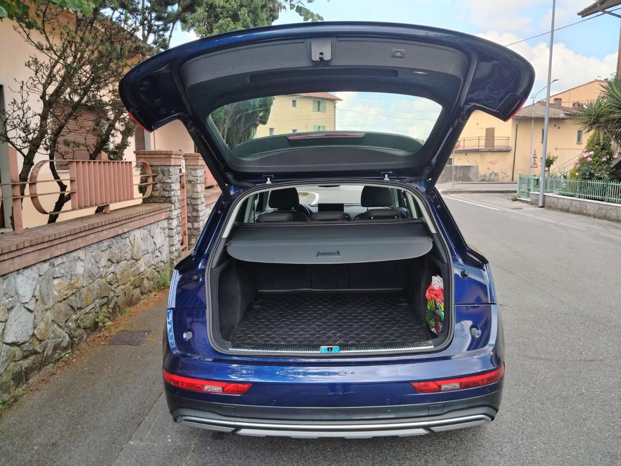 Audi Q5 Business Advanced 2.0 35 TDI MHEV #5442