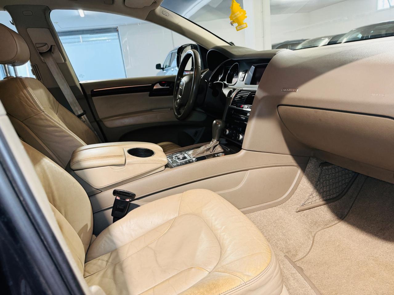 Audi Q7 3.0 V6 TDI quattro S tronic Advanced*7 POSTI*