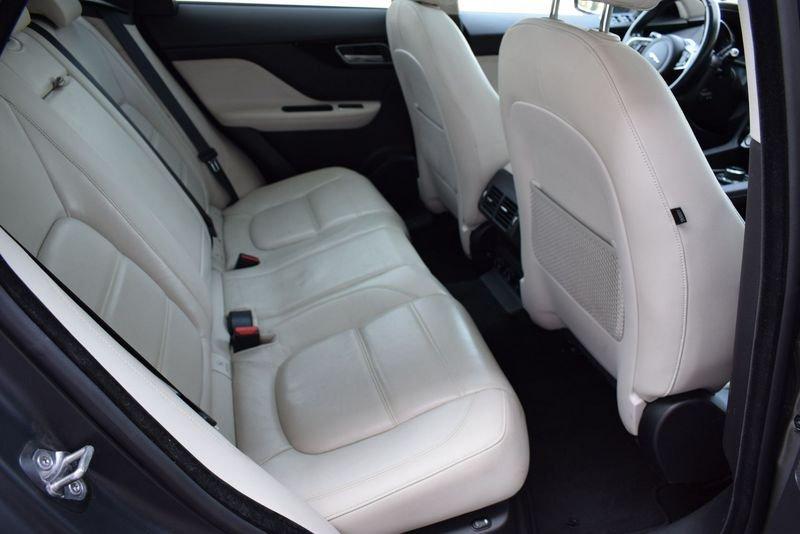 Jaguar F-Pace 2.0 D 180 CV AWD aut. Prestige PER OPERATORI DEL SETTORE