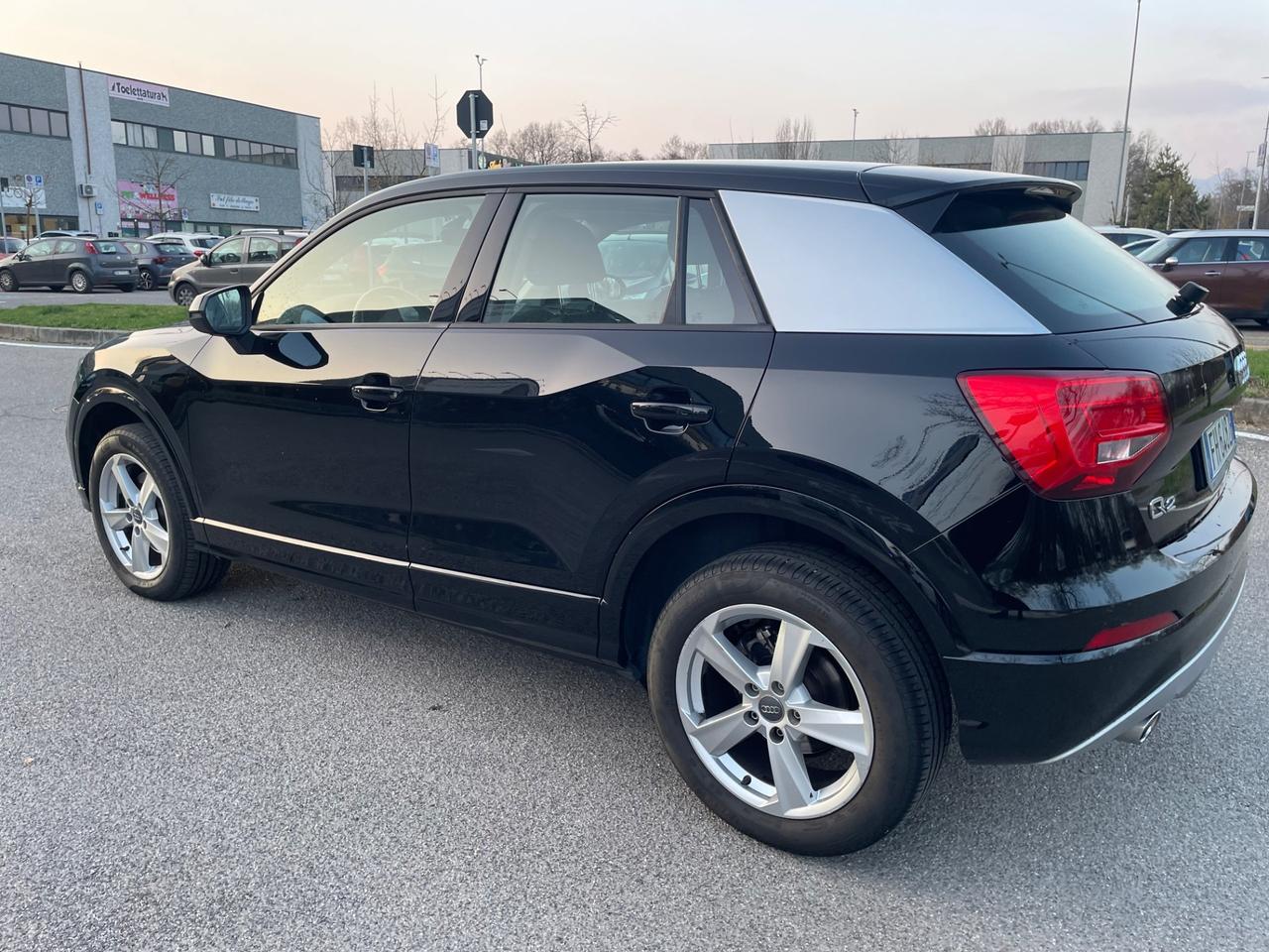 Audi Q2 1.6 TDI*Automatik*Cerchi*Solo 1280000km