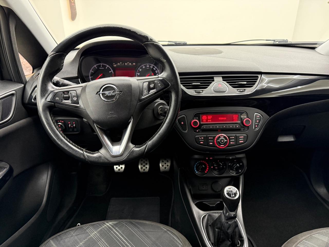 Opel Corsa 1.4 90CV GPL Tech 5 porte Cosmo