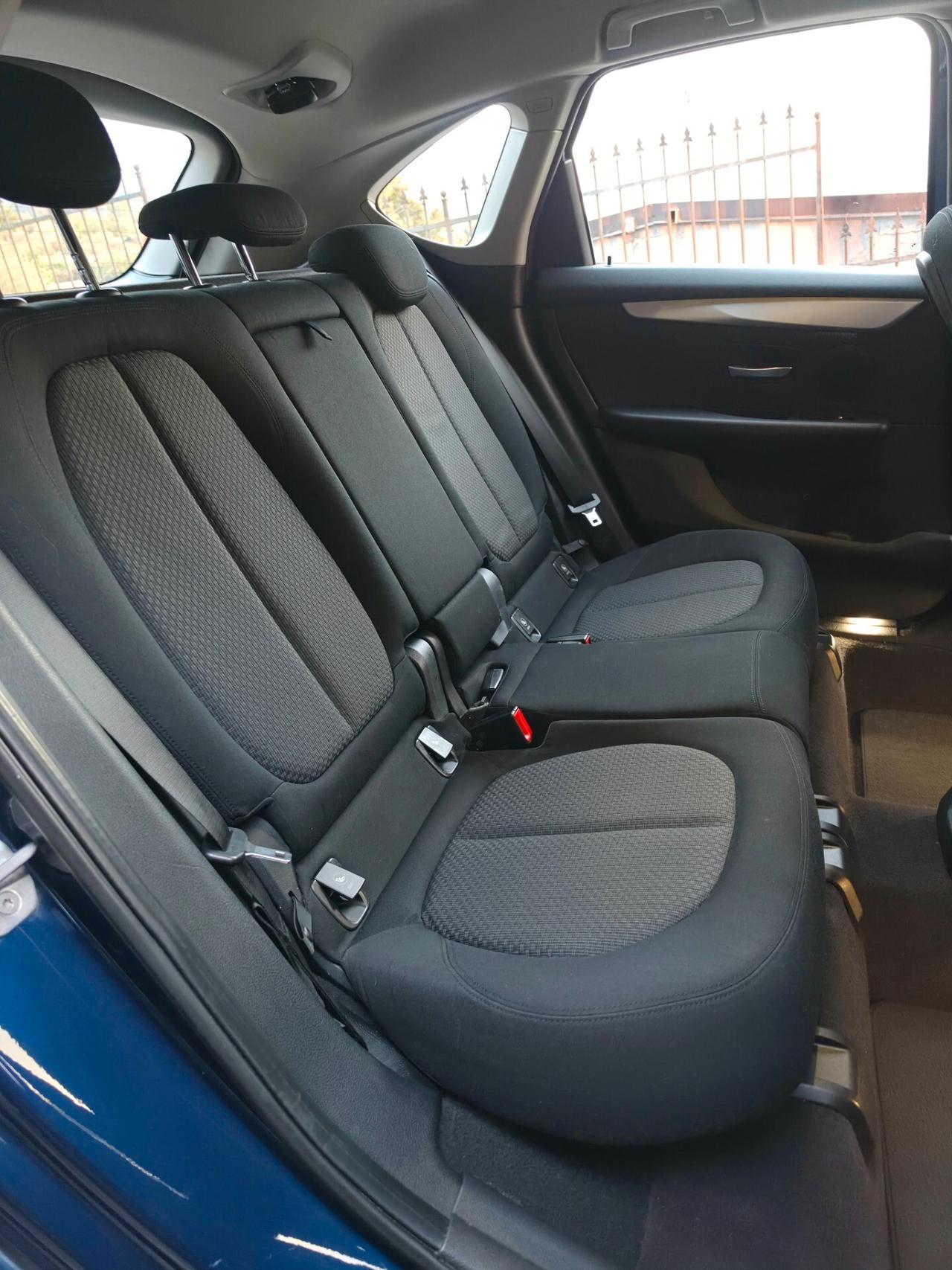 Bmw 216 216d Active Tourer Advantage Steptronic Led