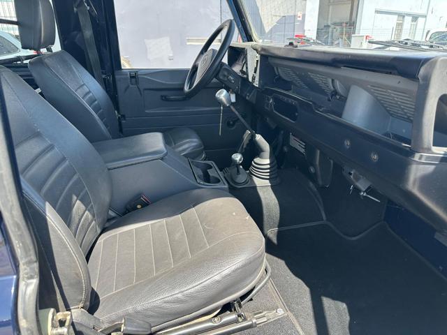 LAND ROVER Defender 90 diesel Hard-top