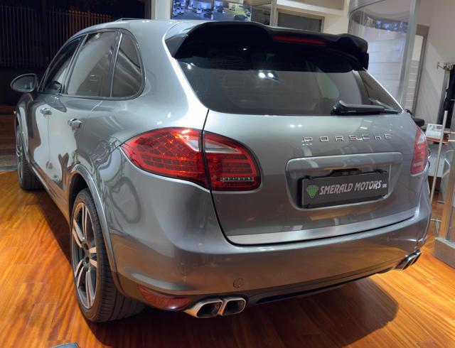PORSCHE Cayenne 3.0 Diesel 250CV Platinum Edition