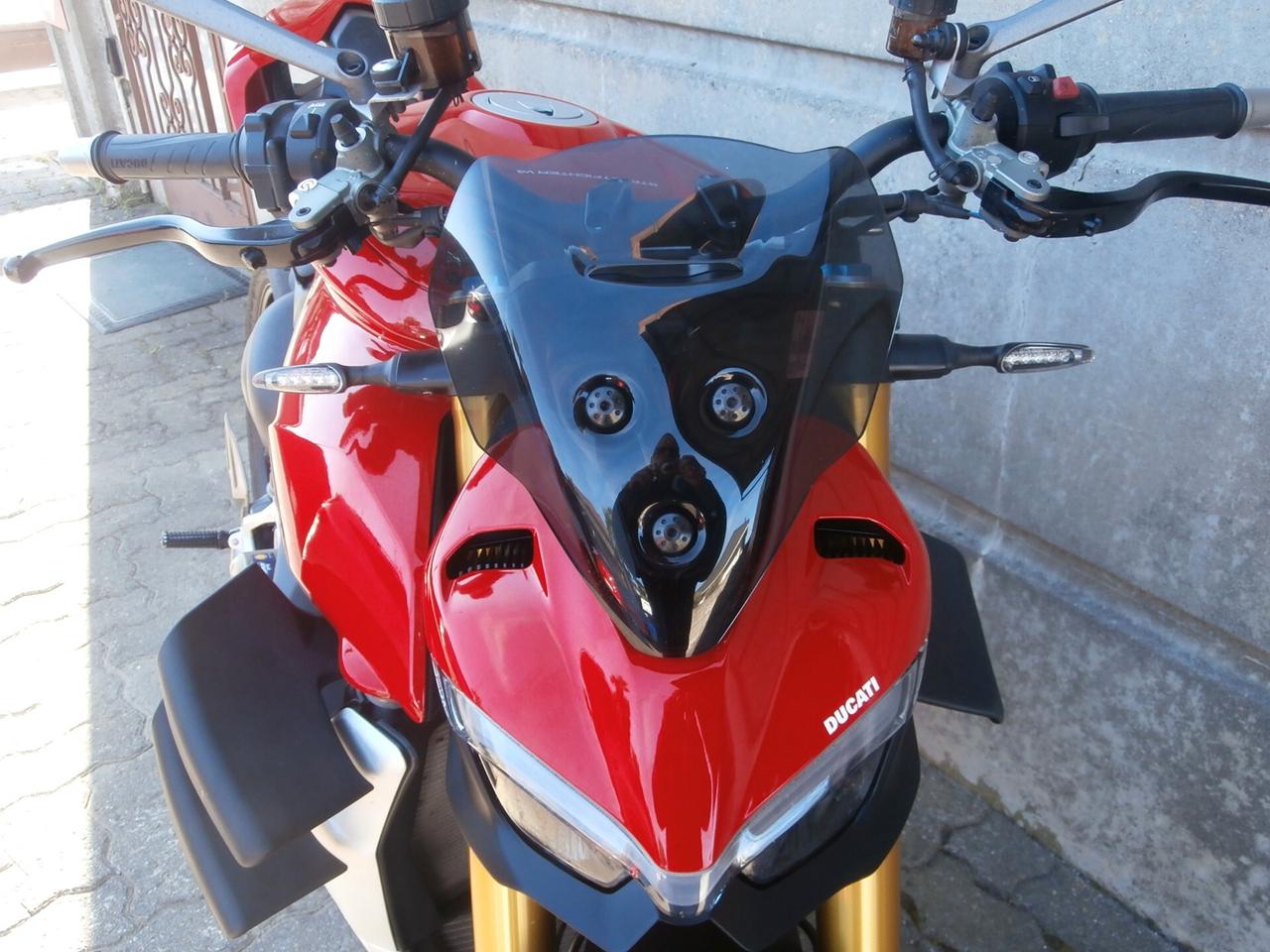 Ducati Streetfighter V4 1100 S (2020) passaggio incluso