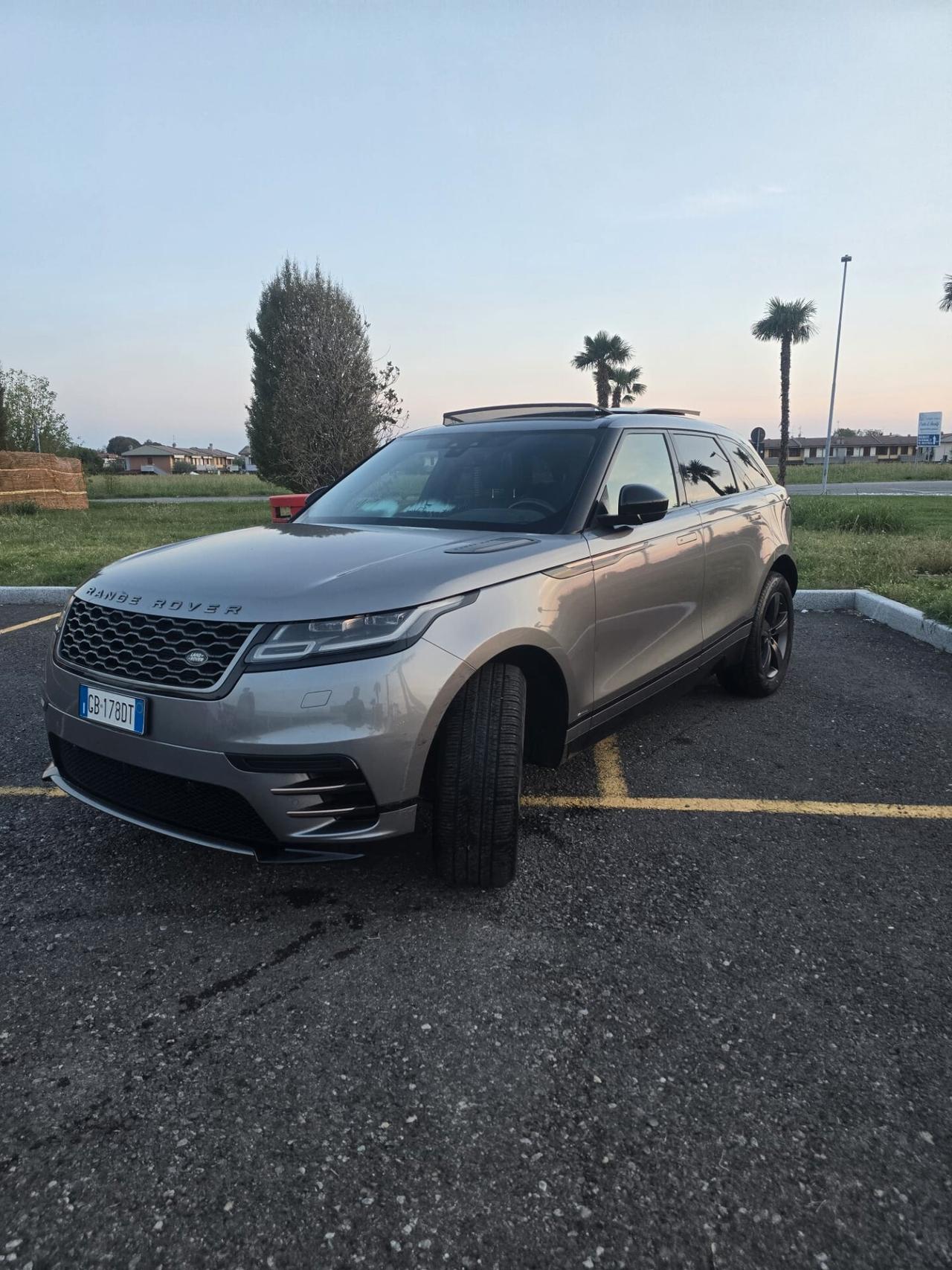 Land Rover Range Velar 2.0D I4 240 CV R-Dynamic S