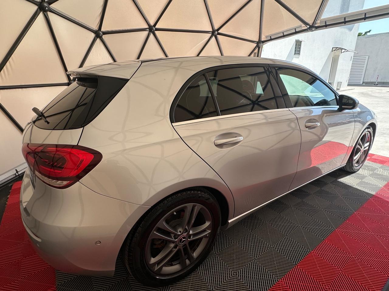 Mercedes-benz A 180 d Automatic Business