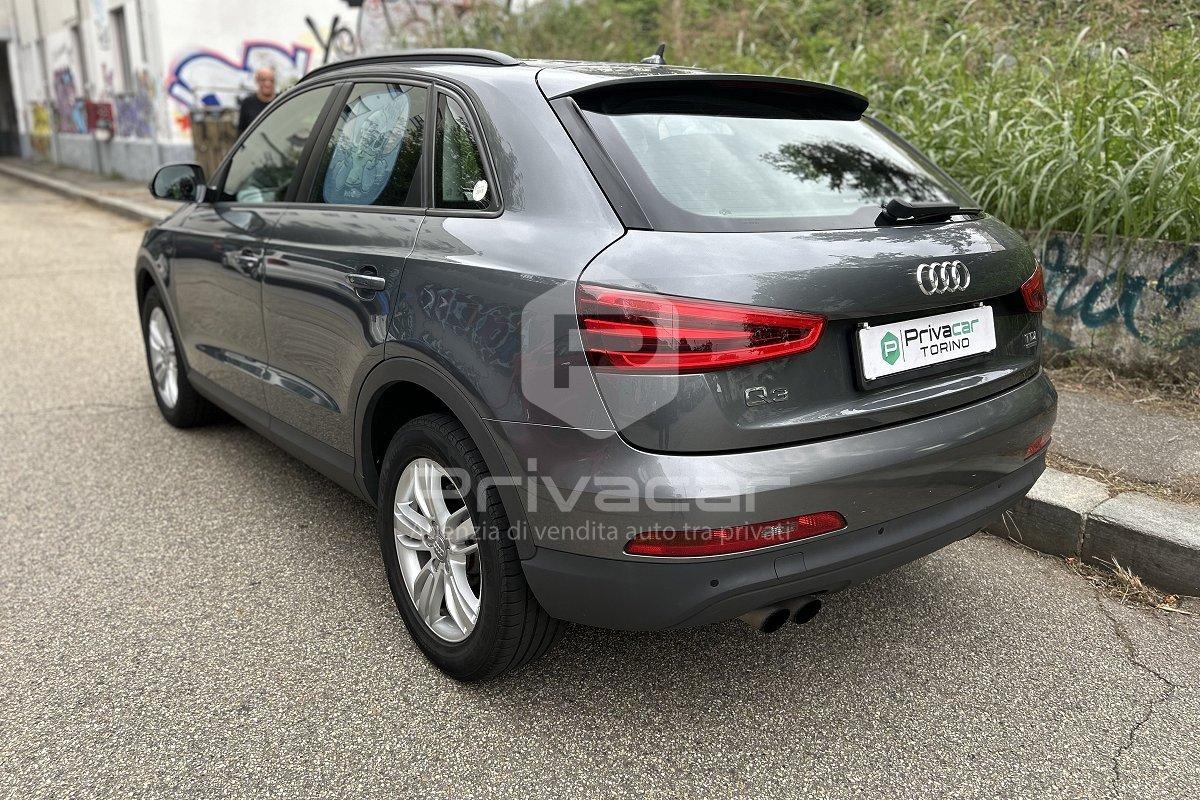 AUDI Q3 2.0 TDI quattro S tronic Business Plus