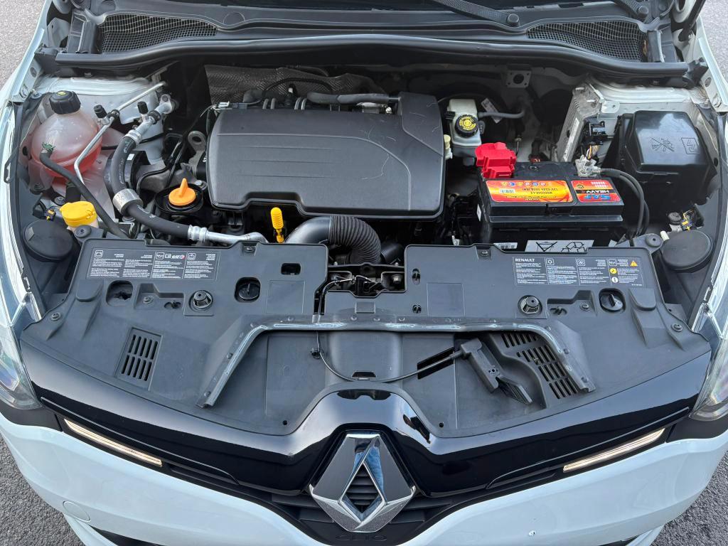 Renault Clio 5 Porte 1.2 BENZ 75cv ADATTA NEOPATENTATI