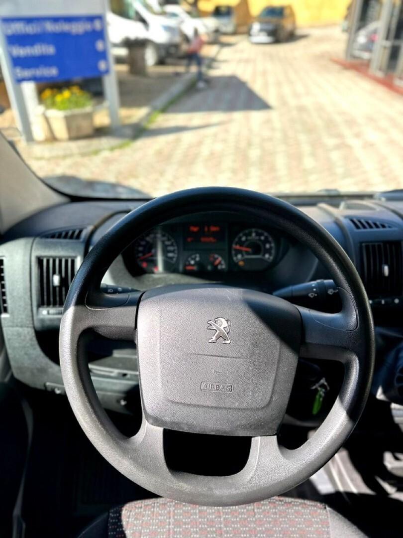 PEUGEOTBoxer3302.0BlueHDi130CVPM-TMFurgone