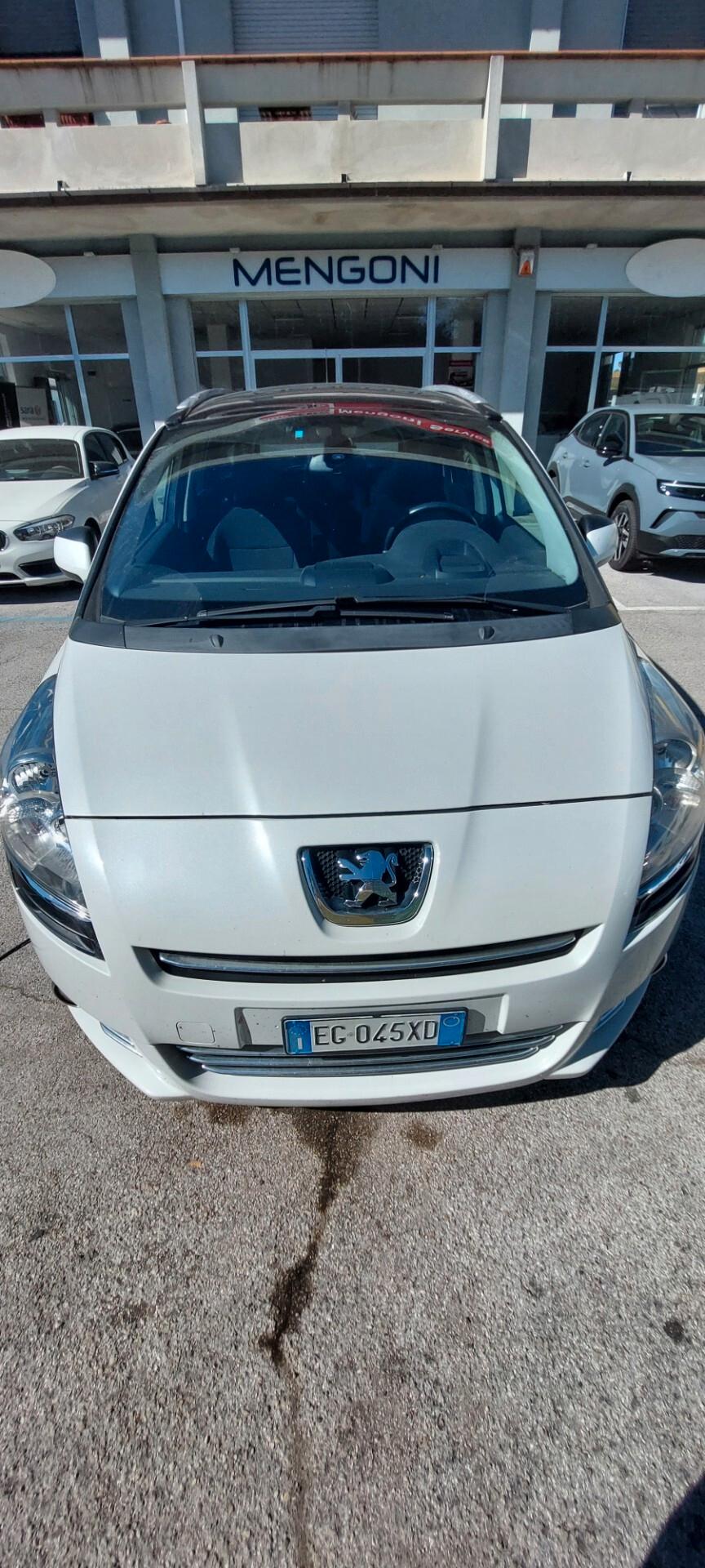 Peugeot 5008 2.0 HDi 150CV Business