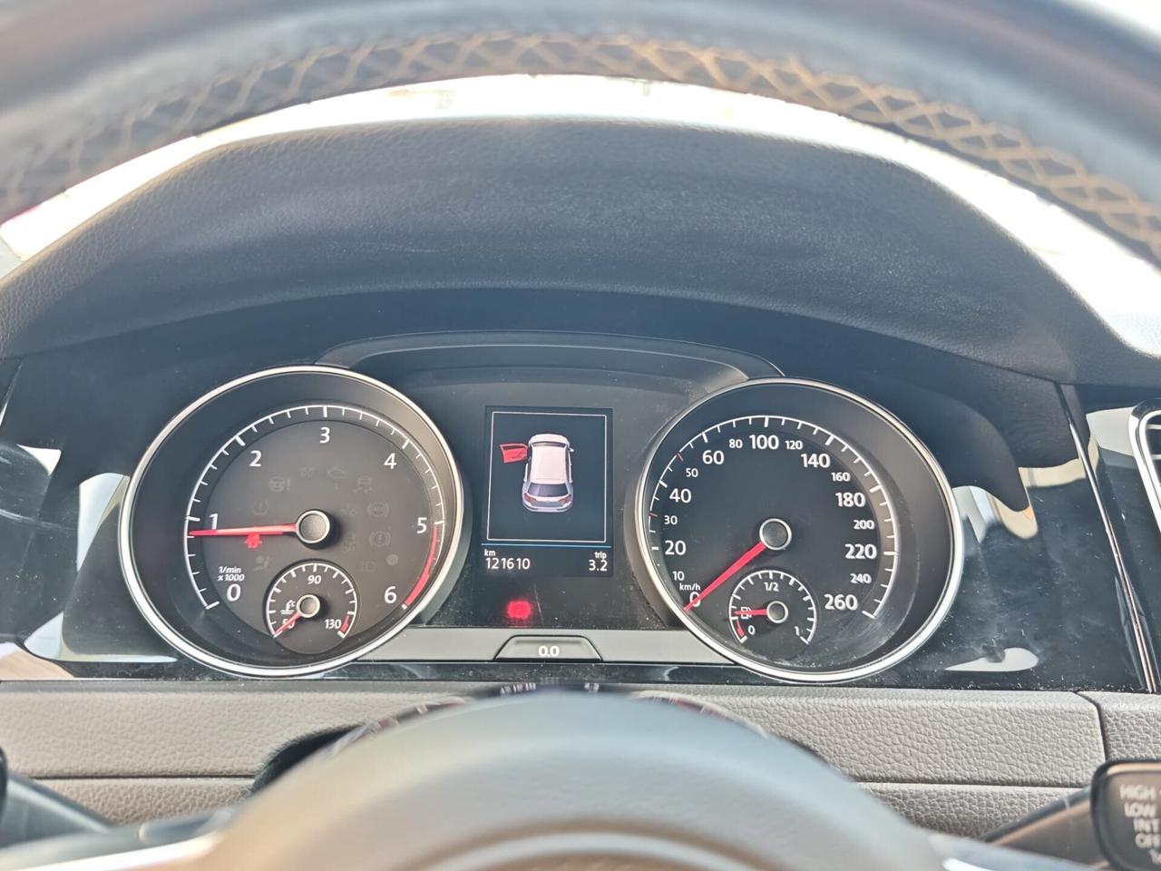 Volkswagen Golf 2.0 TDI 5p. R-LINE