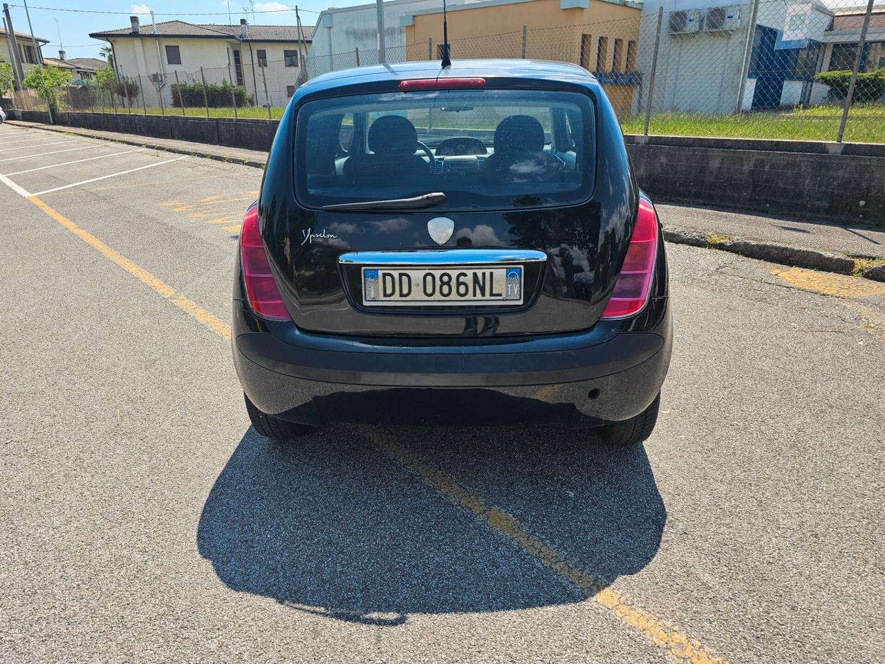 Lancia Ypsilon 1.2 Argento