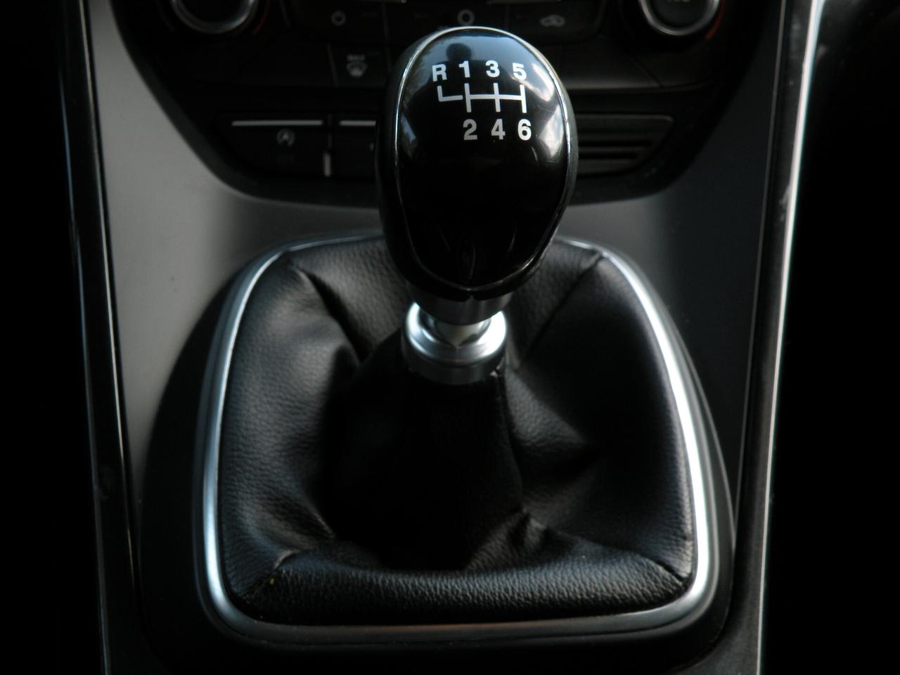 FORD KUGA 2.0 TDCI 150 4WD TITANIUM 2018