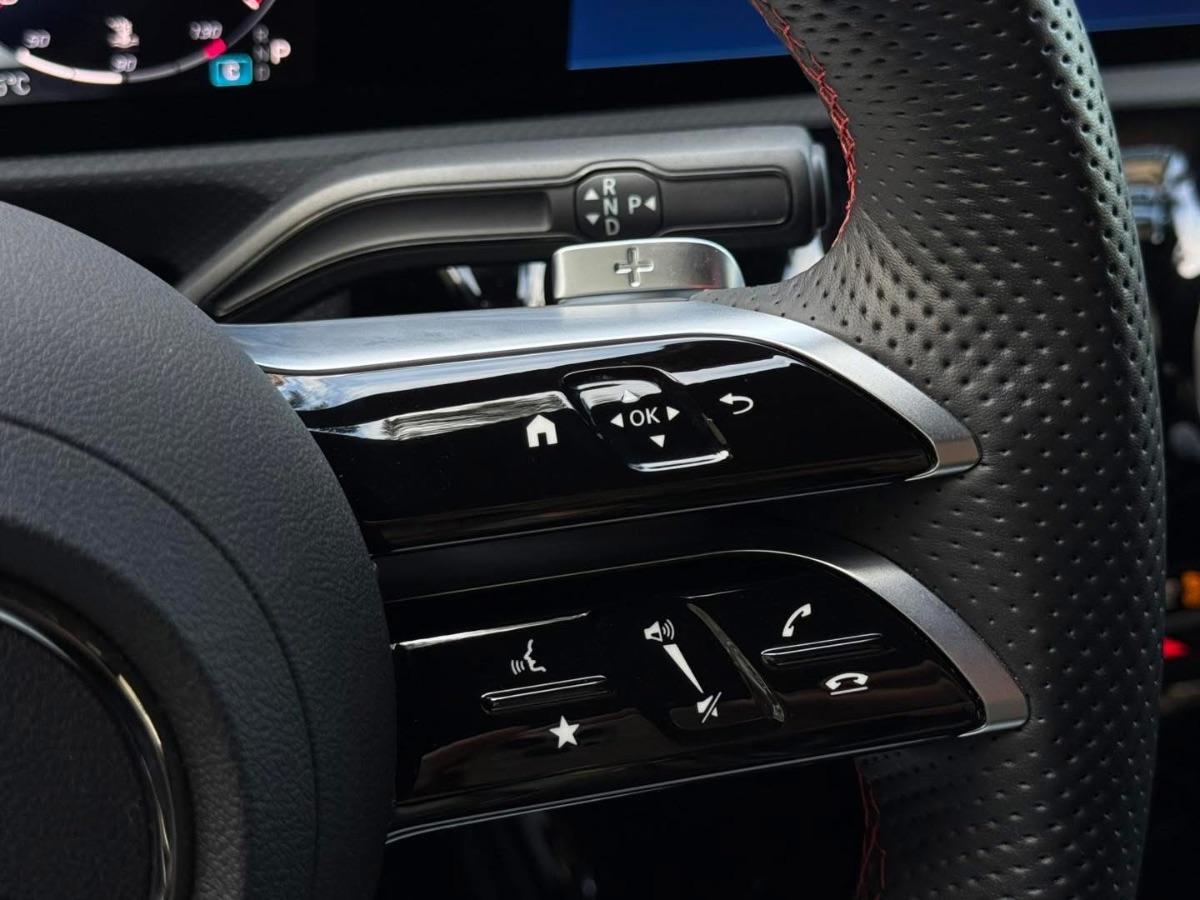 New Mercedes Classe A 180d Premium AMG Night Edition 116CV