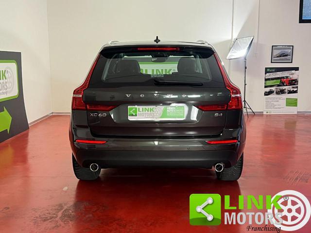 VOLVO XC60 B4 (d) Geartronic Momentum Pro TAGLIAND-GARANZIA