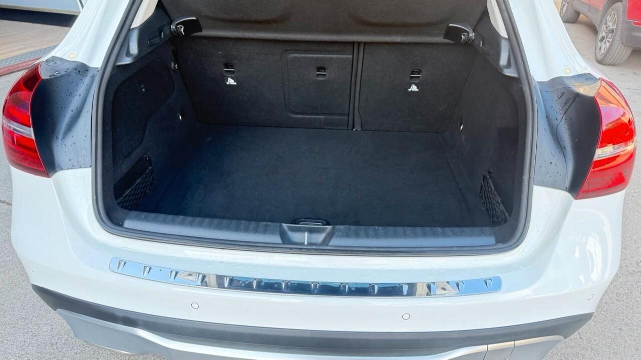 Mercedes-benz GLA 200 d Automatic 4Matic Sport