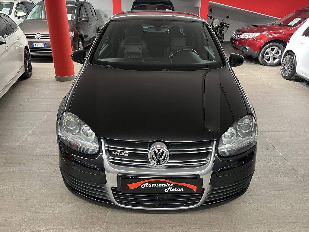Volkswagen Golf V 3.2 VR6 R32 4x4 DSG
