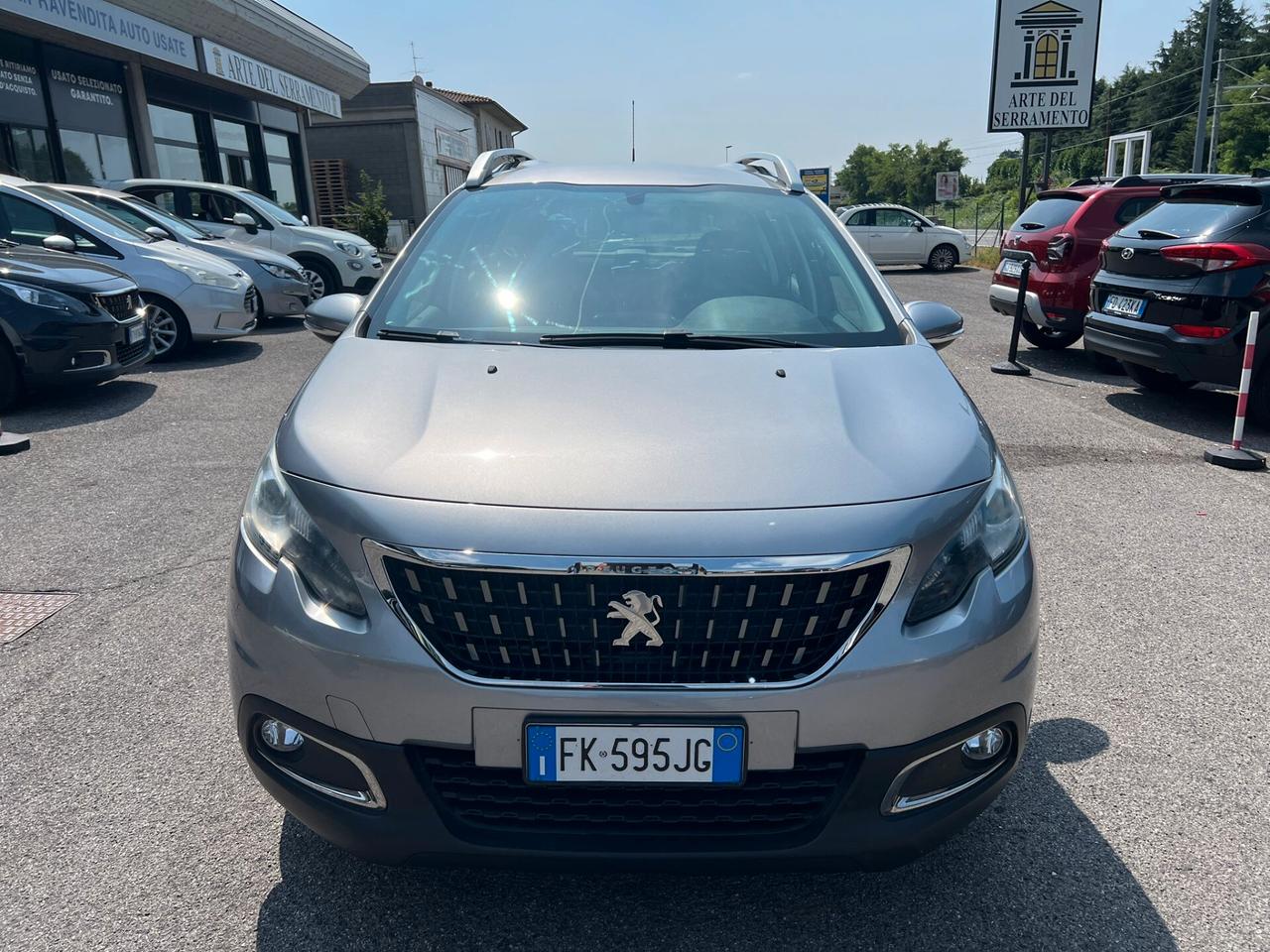 Peugeot 2008 1.2 puretech Allure 82cv*OK NEOPATENTATI*EURO6*CINGHIA NUOVA