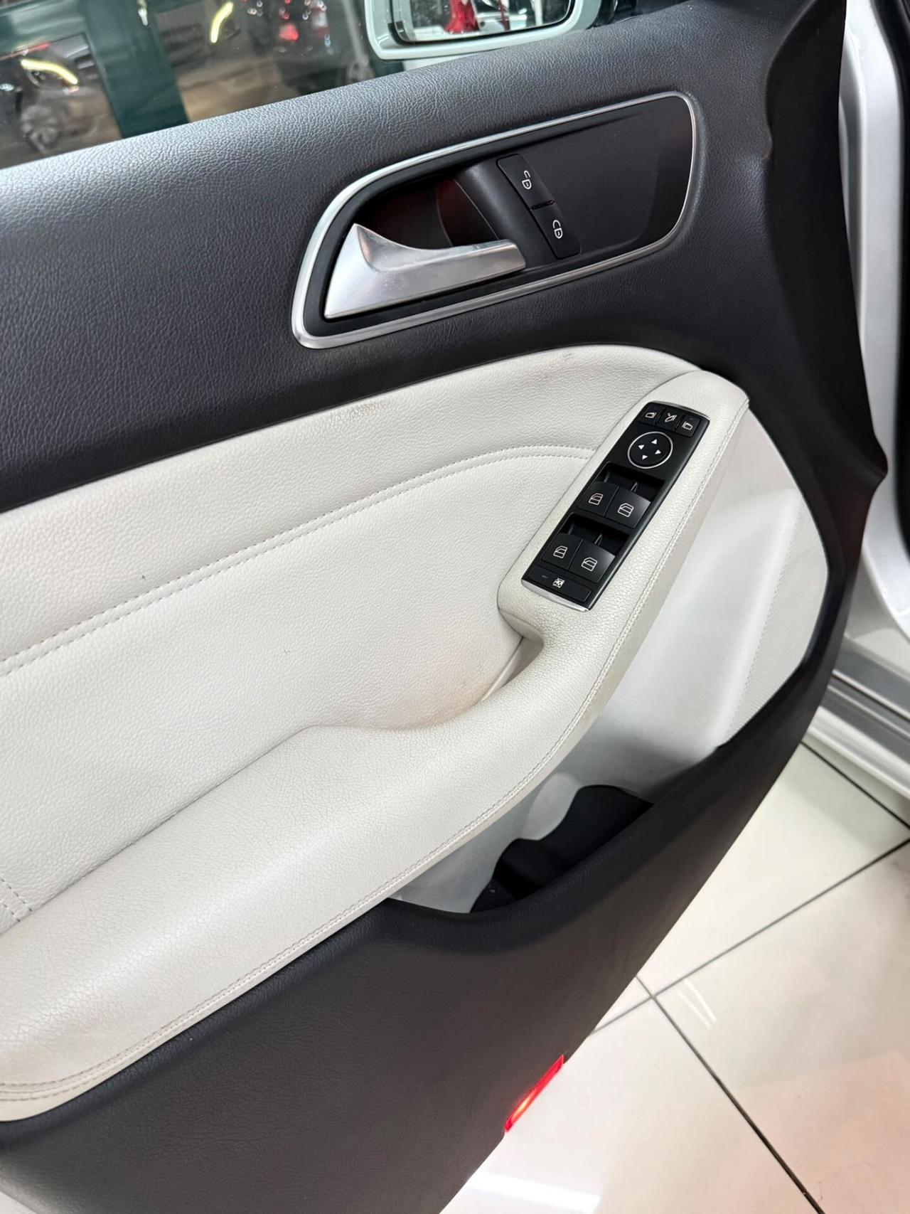 Mercedes-benz B 180 CDI Premium