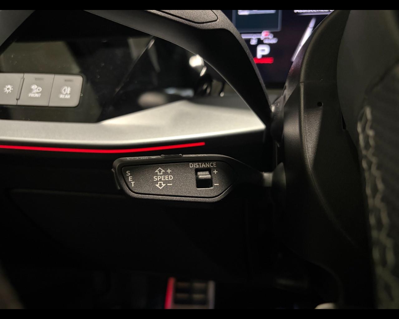 AUDI A3 SPORTBACK 35 TDI S-TRONIC S LINE EDITION