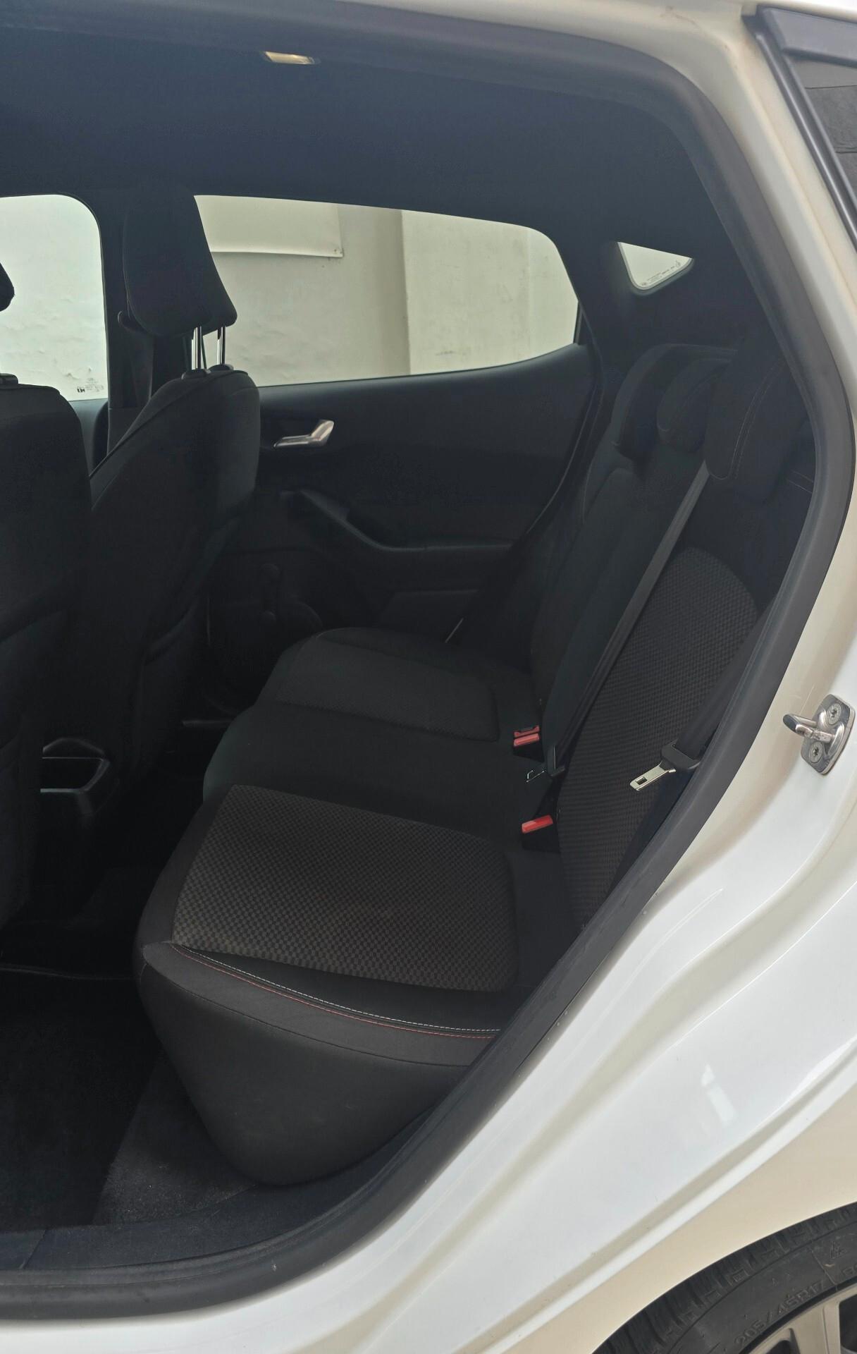 Ford Fiesta 1.5 TDCi 5 porte ST-Line