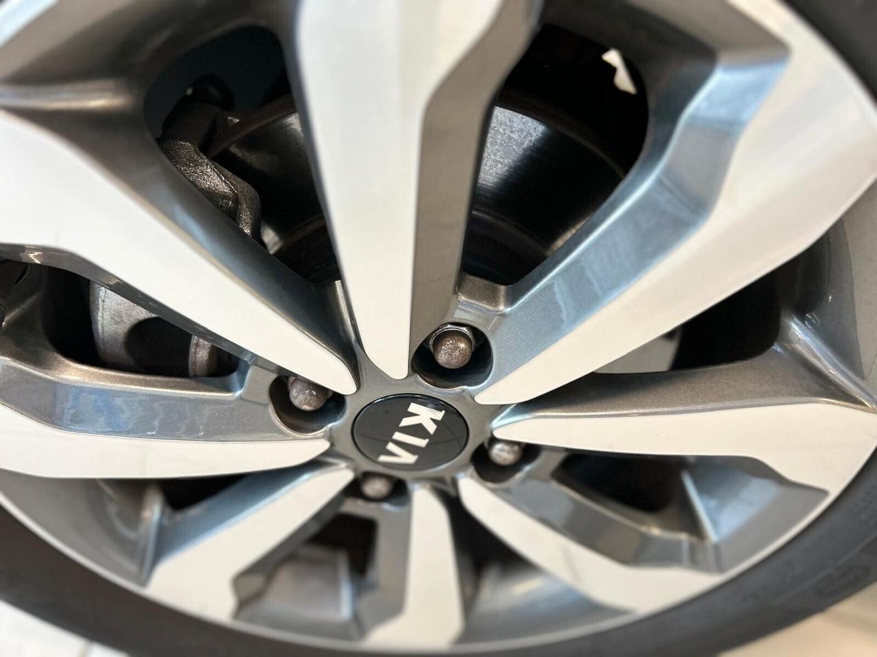 Kia Stonic STYLE 1.0 T-GDi MHEV iMT DESIGN PACK