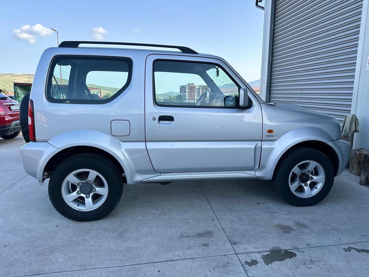 Suzuki Jimny 1.5 DDiS cat 4WD JLX Più