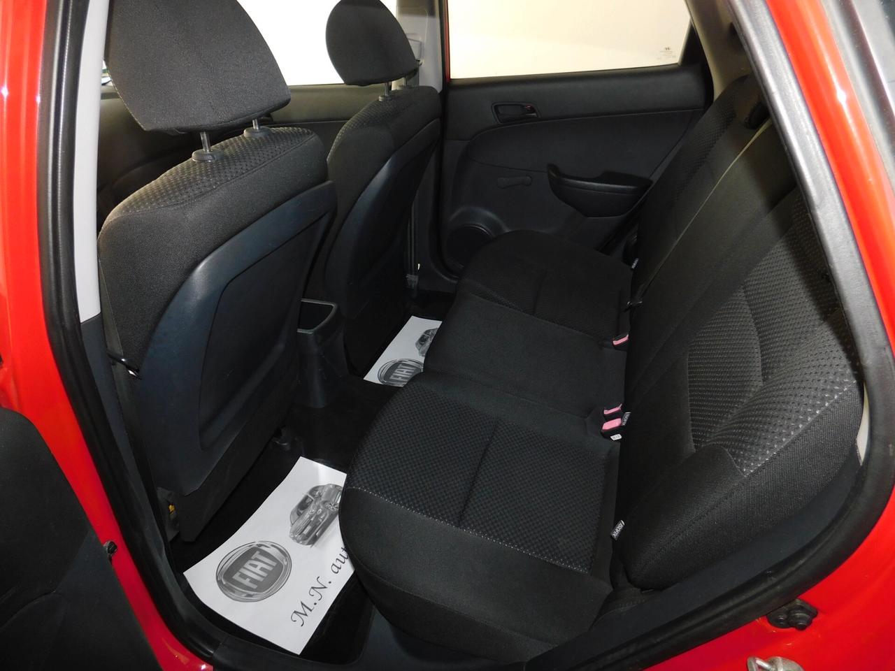 Hyundai i30 1.4 16V 109CV 5p. Active