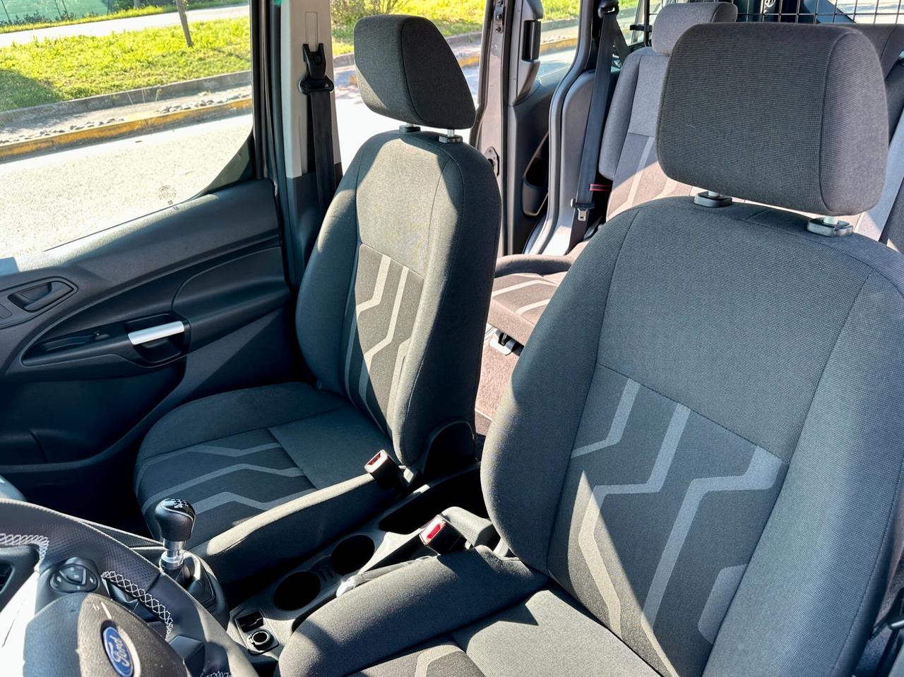 Ford Connect Autocarro 5 posti 1.5 TDCi 120 CV Titanium