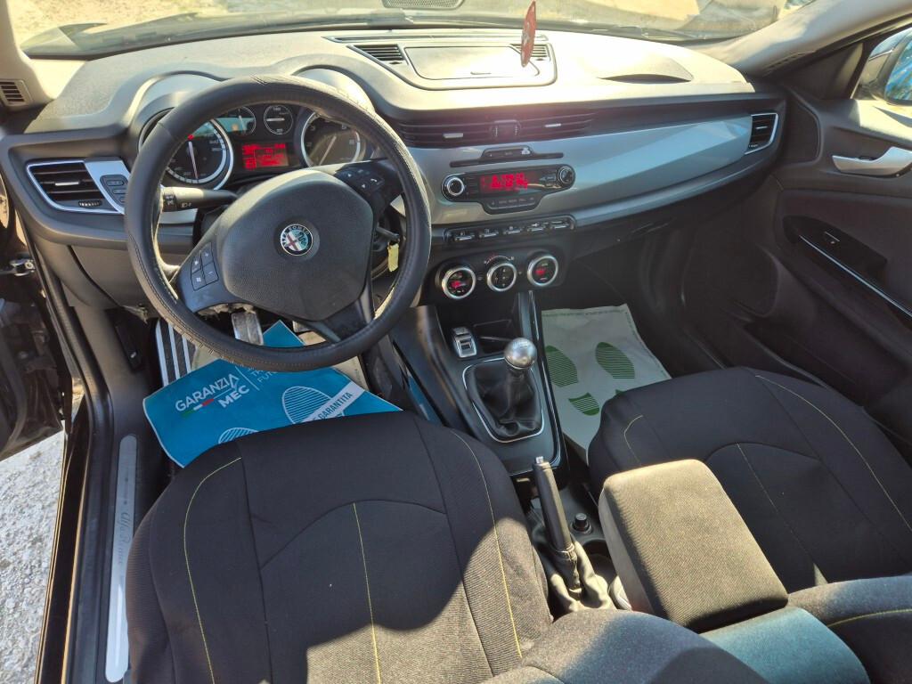 Alfa Romeo Giulietta 1.6 JTDm-2 105 CV Distinctive